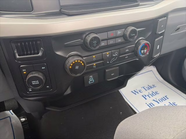 2026 Oxford White Ford Super Duty F-350 SRW XL 4X4 Truck