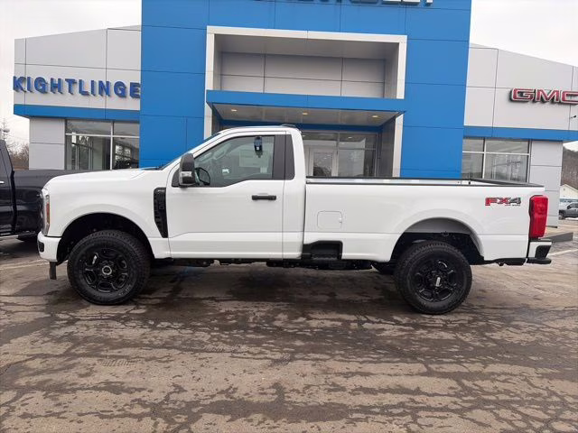 2026 Oxford White Ford Super Duty F-350 SRW XL 4X4 Truck