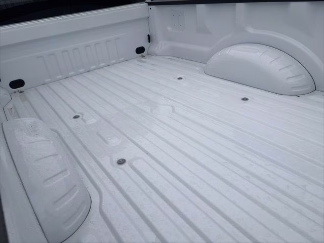 2026 Oxford White Ford Super Duty F-350 SRW XL 4X4 Truck