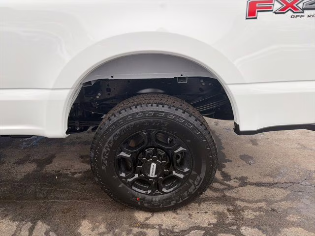 2026 Oxford White Ford Super Duty F-350 SRW XL 4X4 Truck