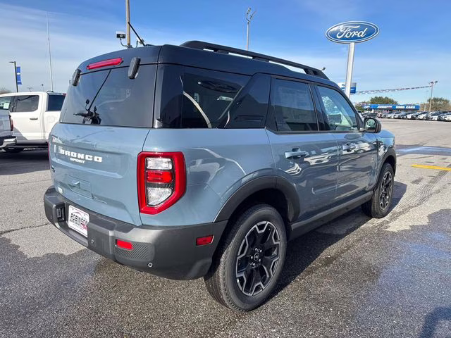2025 Azure Gray Metallic Ford Bronco Sport Outer Banks 4X4 SUV