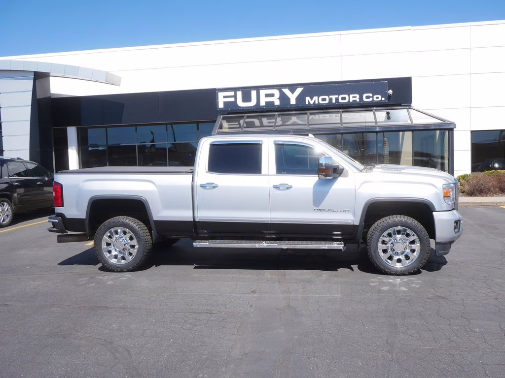2019 Quicksilver Metallic GMC Sierra 2500HD Denali 4X4 Truck