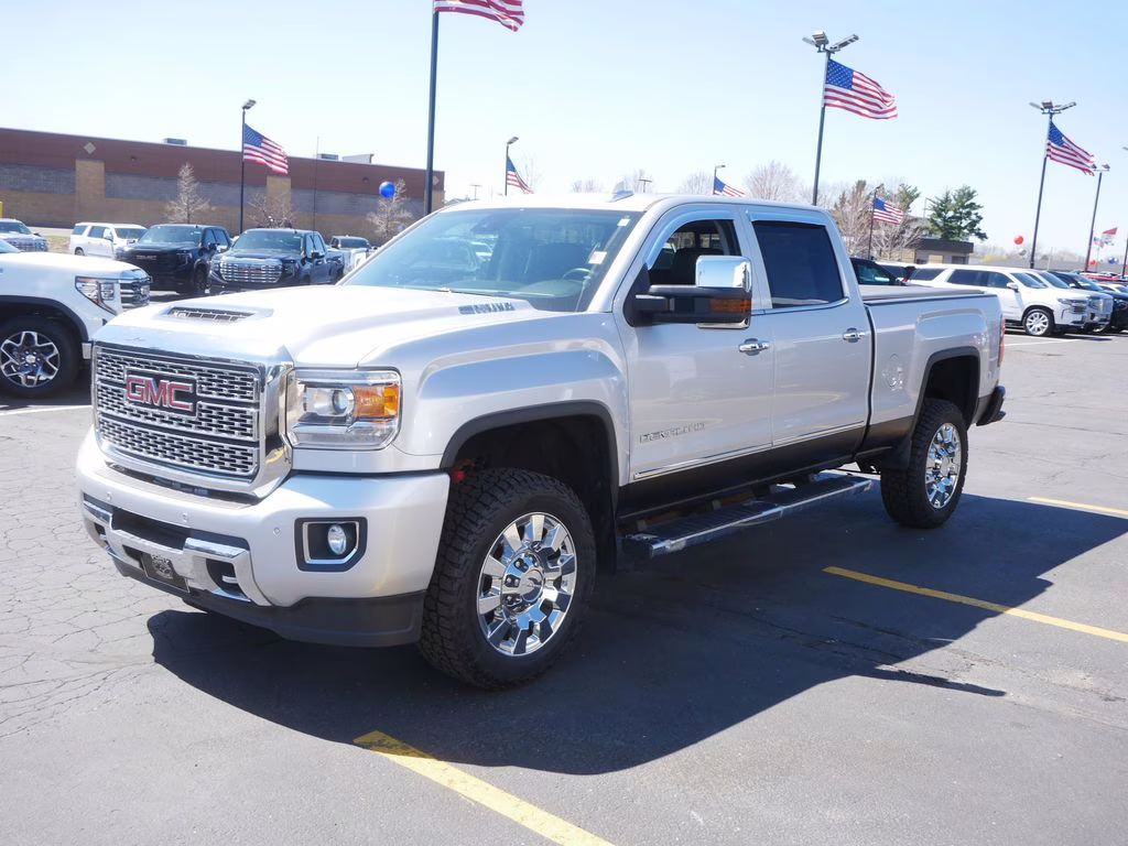 2019 Quicksilver Metallic GMC Sierra 2500HD Denali 4X4 Truck