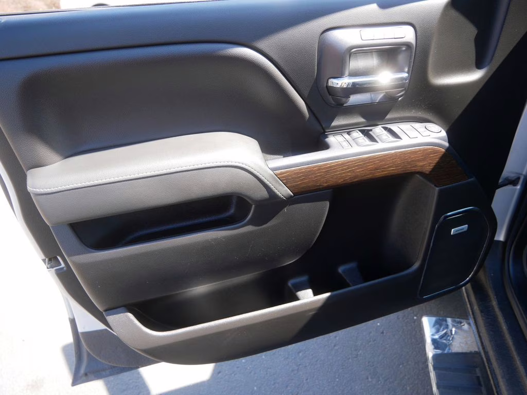 2019 Quicksilver Metallic GMC Sierra 2500HD Denali 4X4 Truck