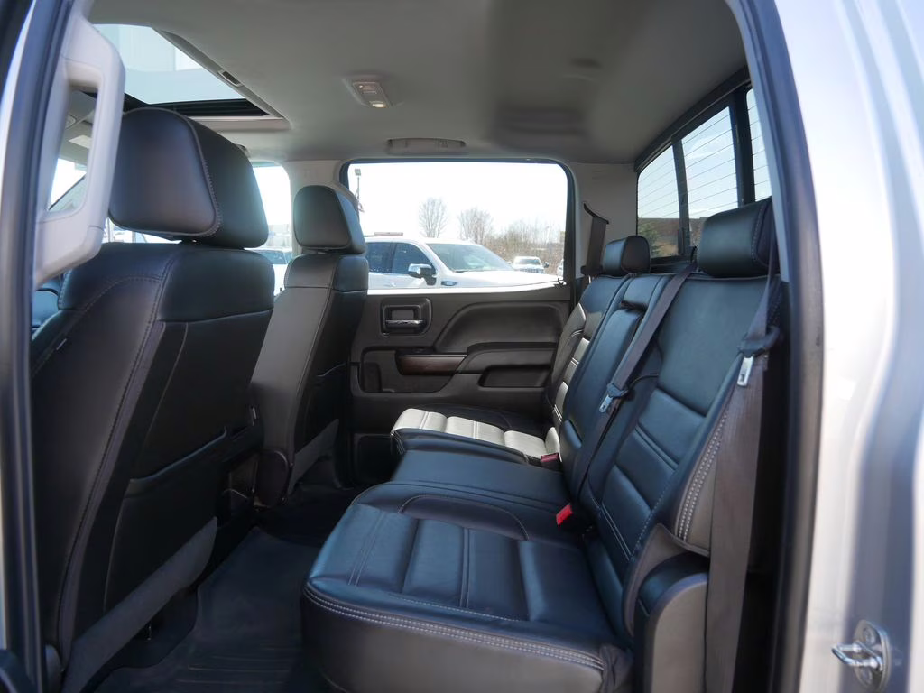 2019 Quicksilver Metallic GMC Sierra 2500HD Denali 4X4 Truck