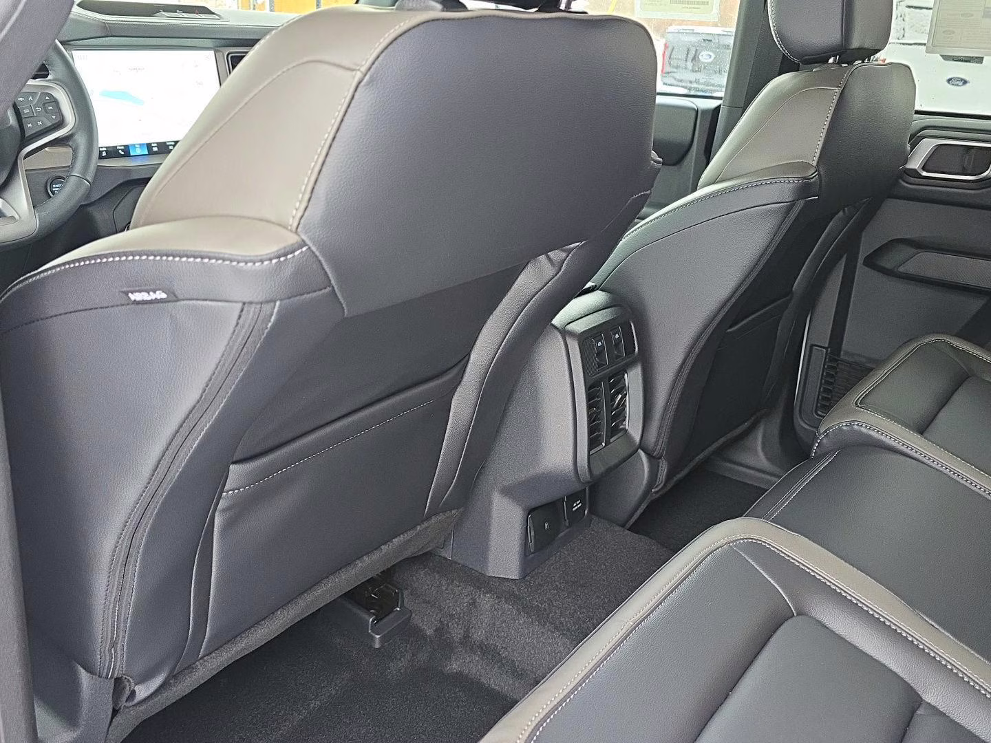 2025 Oxford White Ford Bronco Outer Banks 4X4 SUV