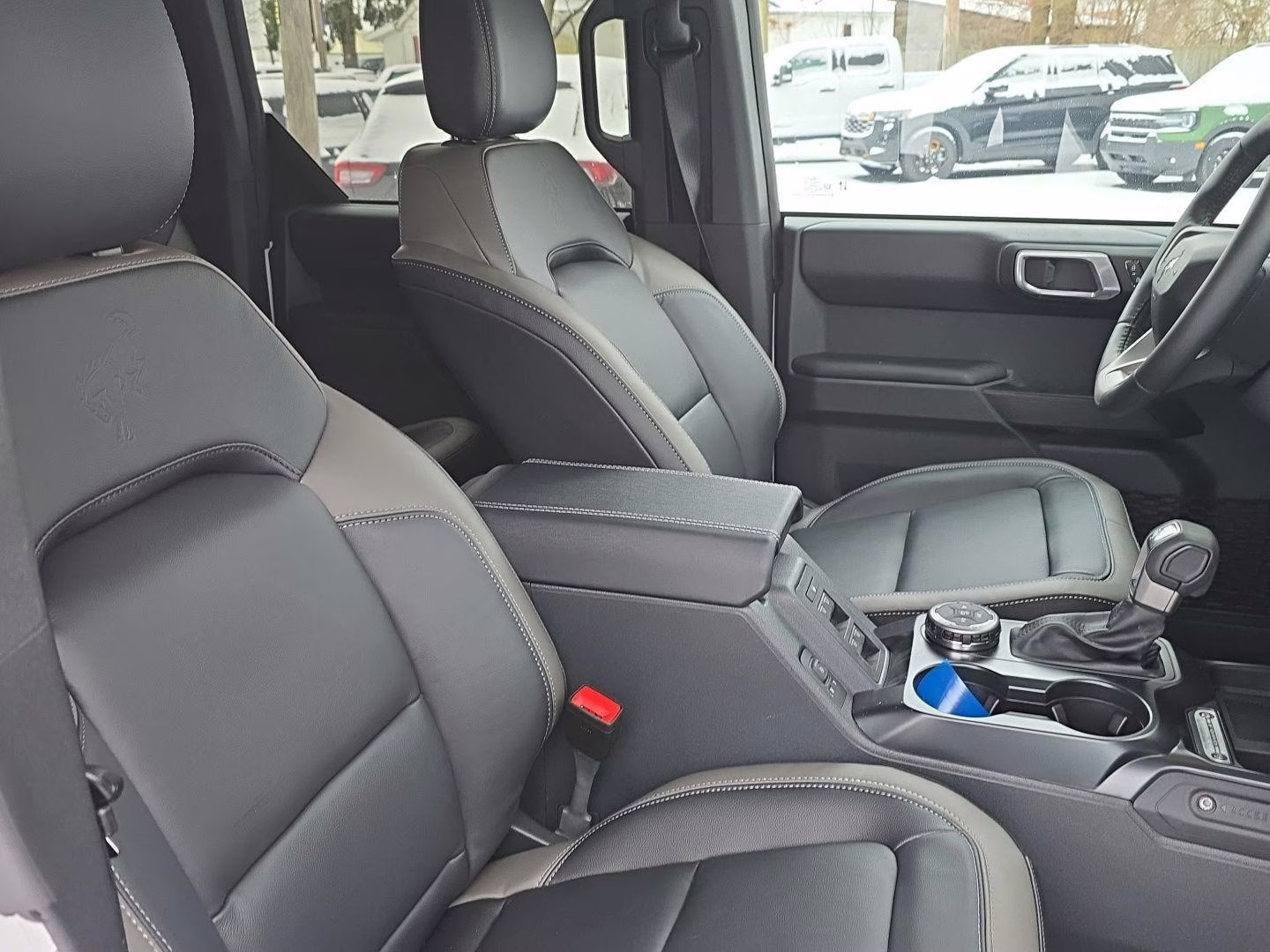 2025 Oxford White Ford Bronco Outer Banks 4X4 SUV