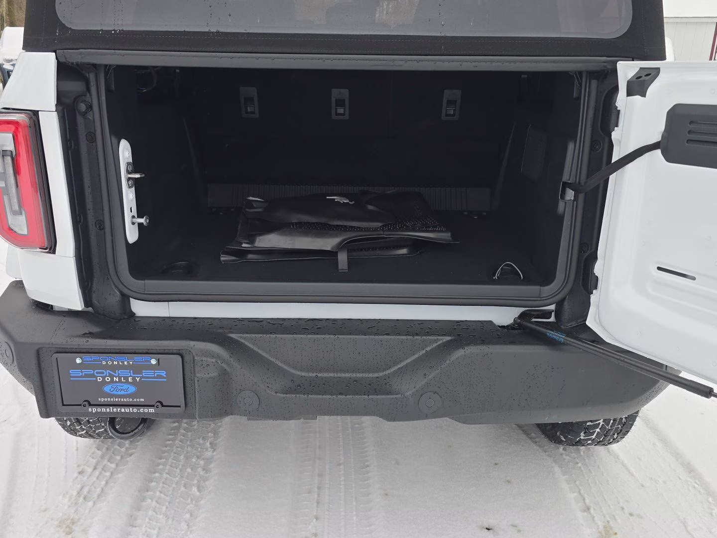 2025 Oxford White Ford Bronco Outer Banks 4X4 SUV