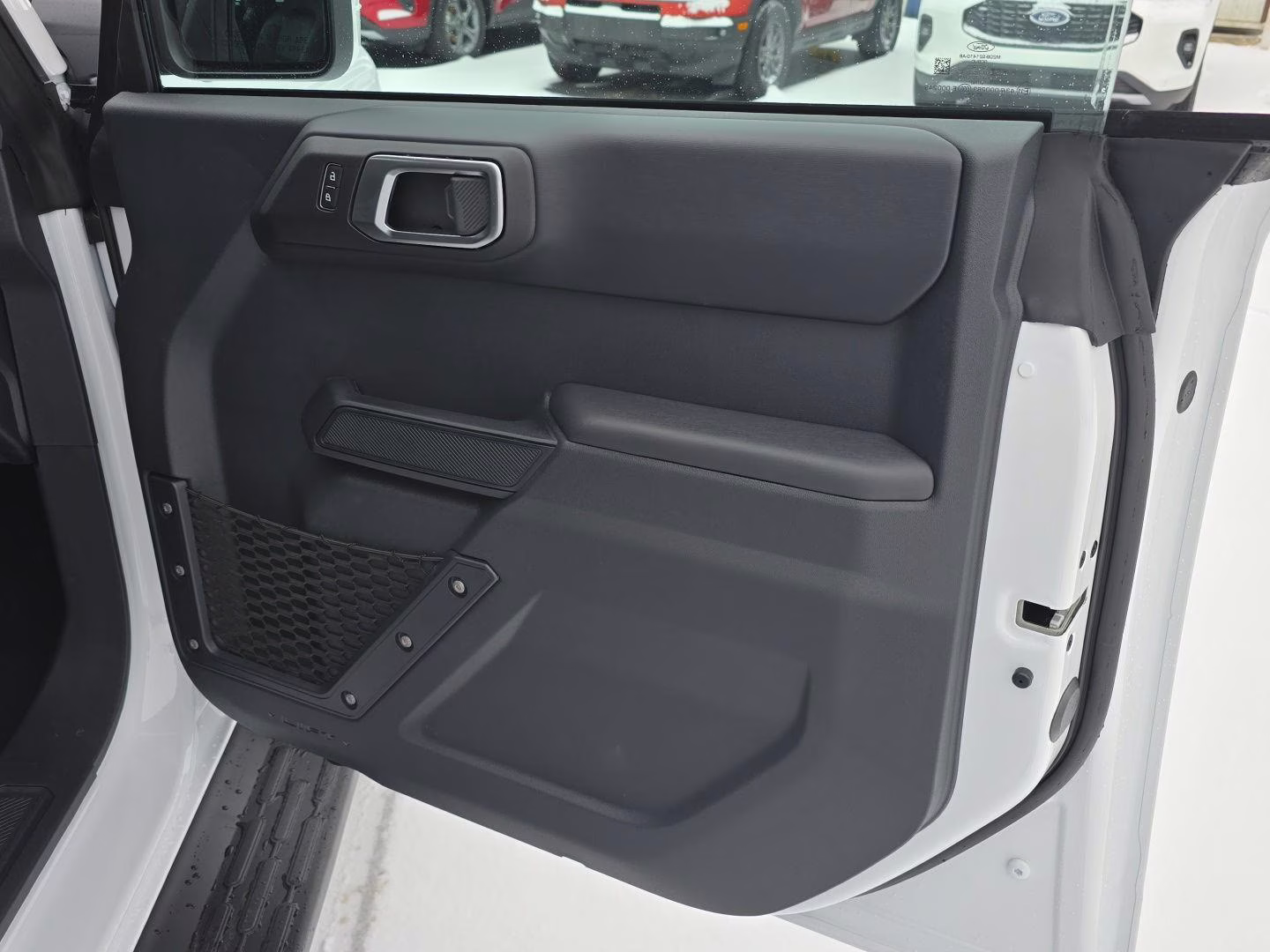 2025 Oxford White Ford Bronco Outer Banks 4X4 SUV