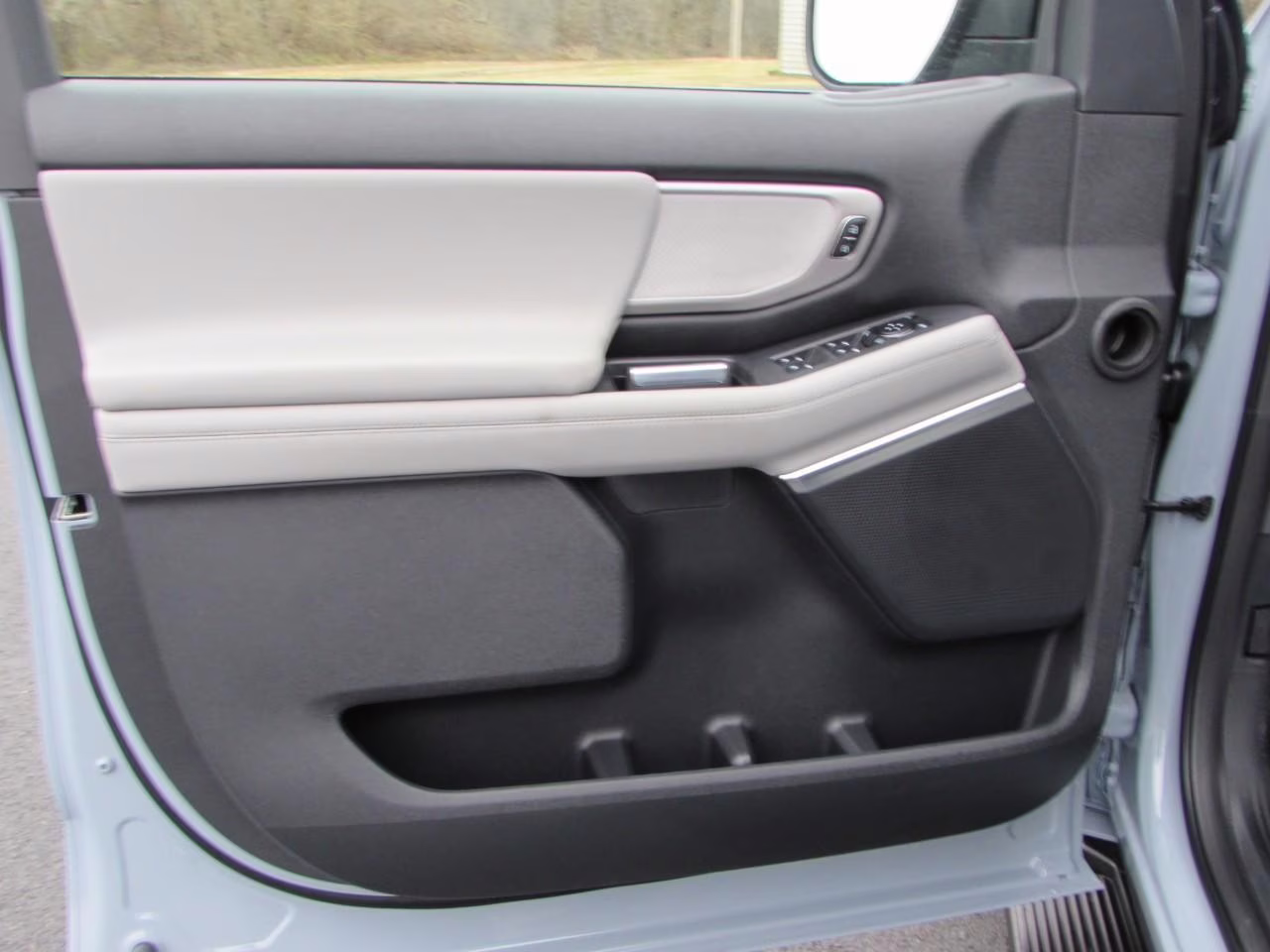 2026 Glacier Gray Metallic Tri-Coat Ford Expedition Active 4X4 SUV