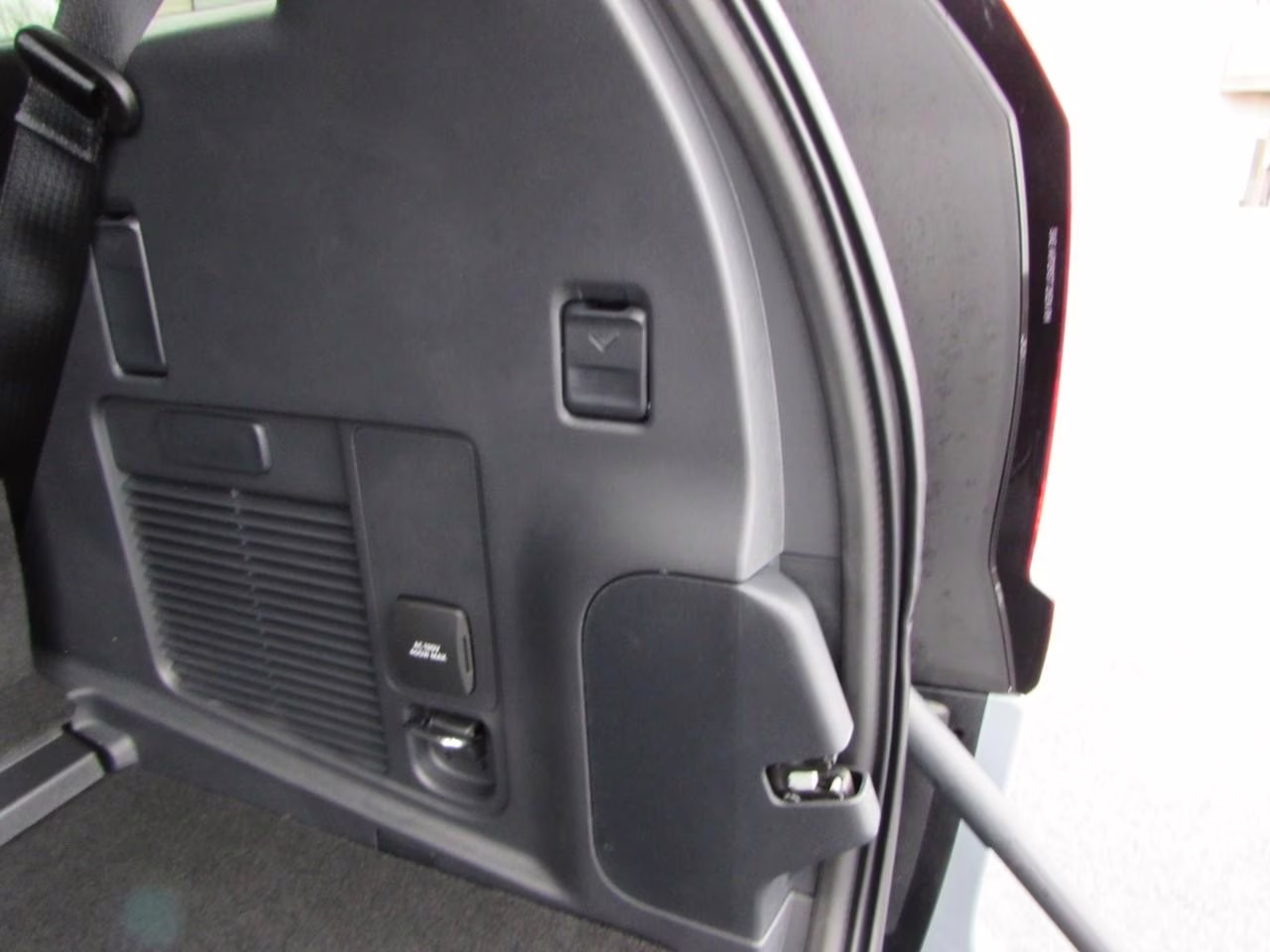 2026 Glacier Gray Metallic Tri-Coat Ford Expedition Active 4X4 SUV