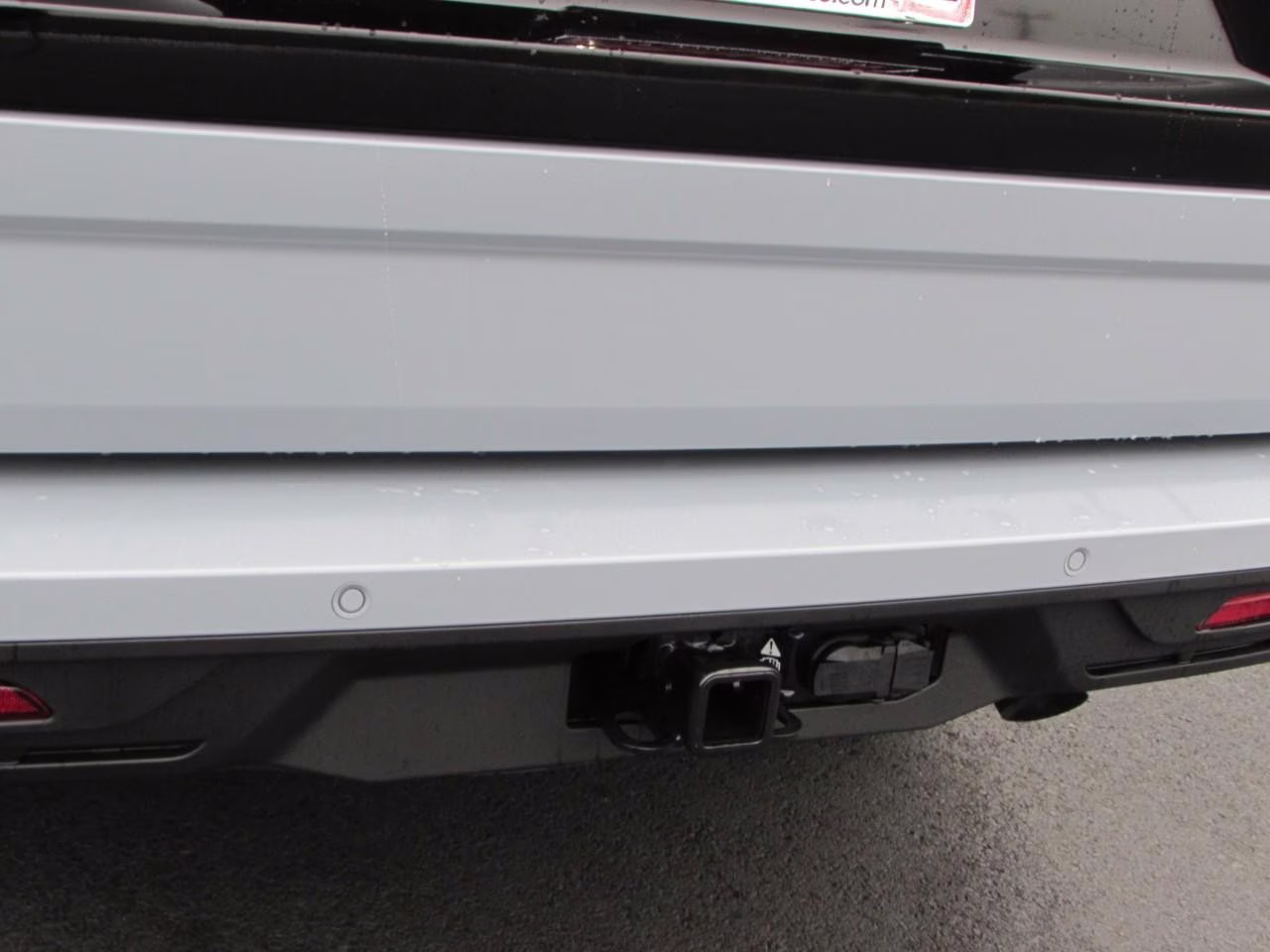 2026 Glacier Gray Metallic Tri-Coat Ford Expedition Active 4X4 SUV