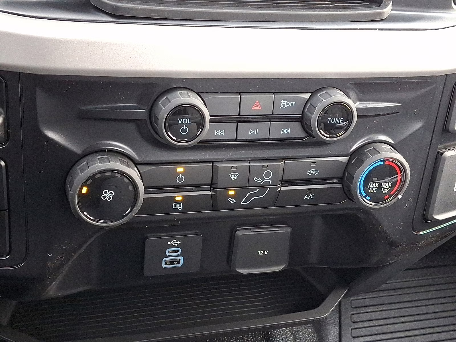 2026 Oxford White - Z1 Ford Super Duty F-250 SRW XL 4X4