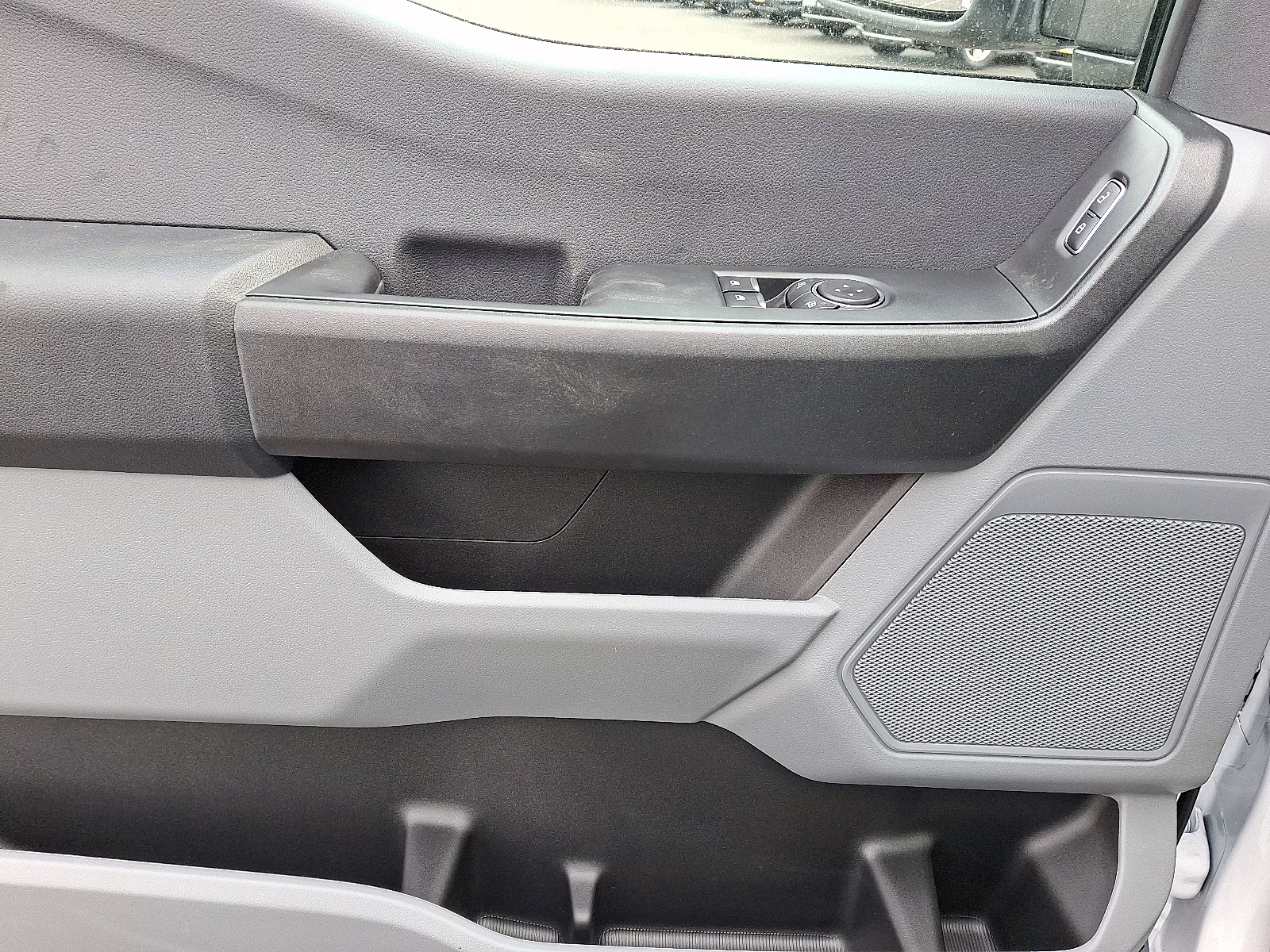 2026 Oxford White - Z1 Ford Super Duty F-250 SRW XL 4X4