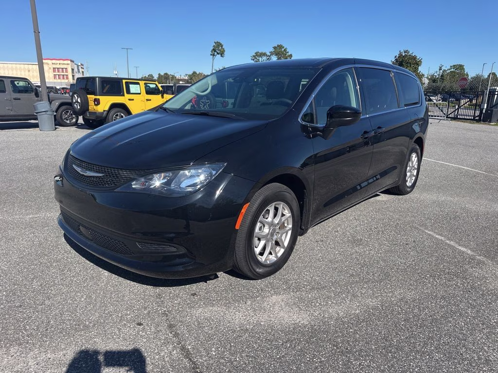 2024 Chrysler Voyager LX's photo