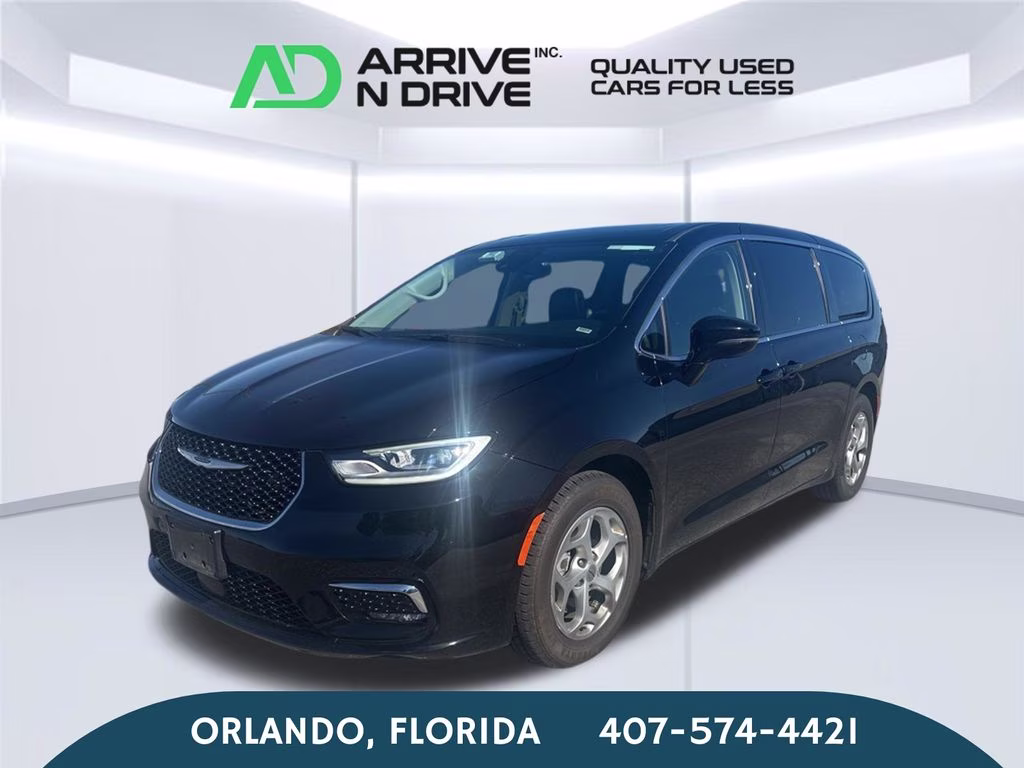 2024 Diamond Black Crystal Pearlcoat Chrysler Pacifica Limited FWD Van