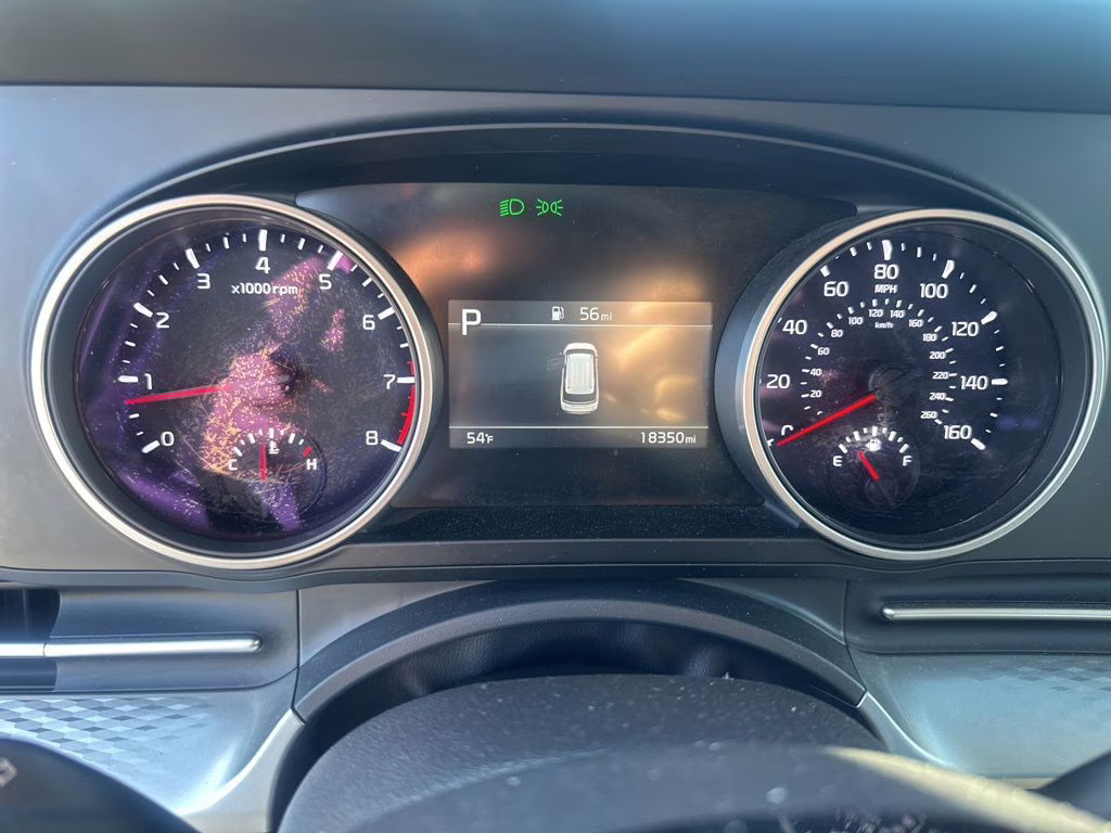 2024 Panthera Metal Kia Carnival LX FWD Van