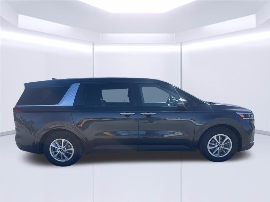 2024 Panthera Metal Kia Carnival LX FWD Van
