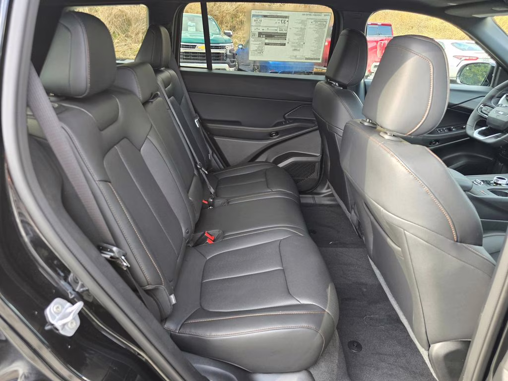 2026 Diamond Black Crystal Pearlcoat Jeep Cherokee Limited 4X4 SUV