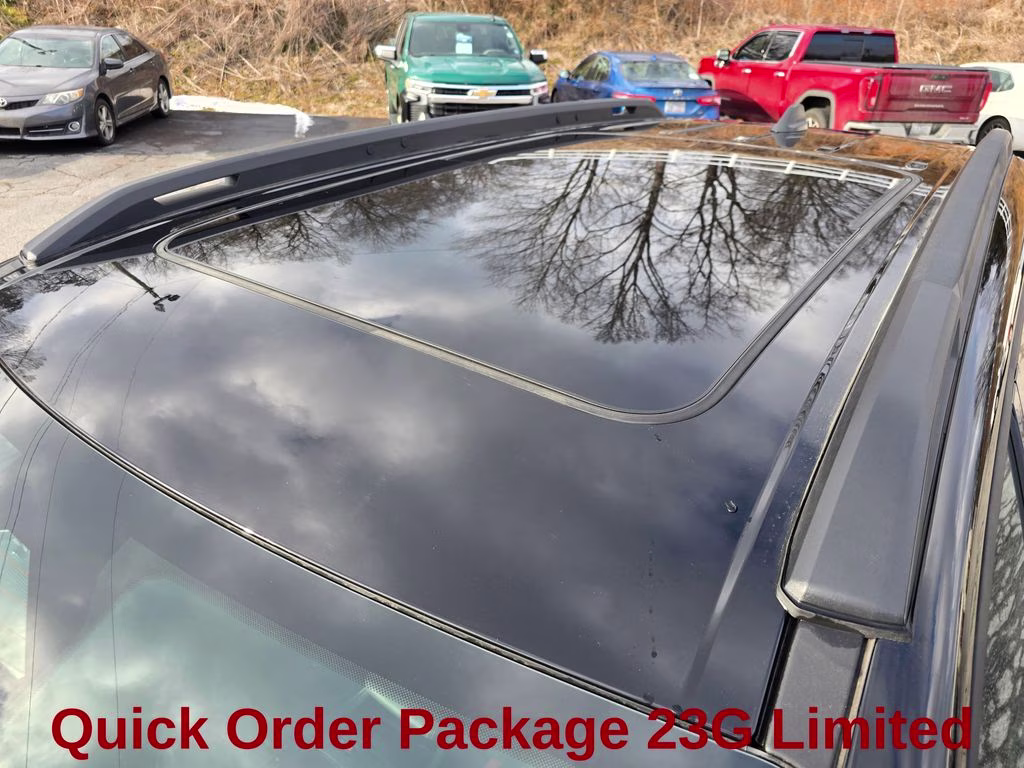 2026 Diamond Black Crystal Pearlcoat Jeep Cherokee Limited 4X4 SUV