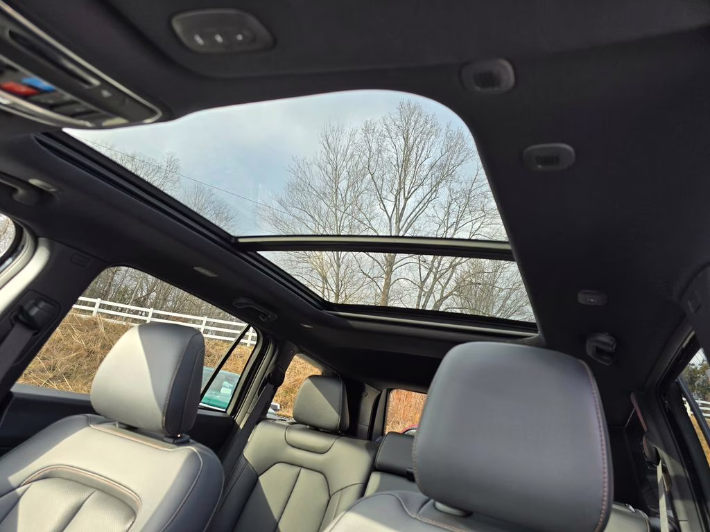 2026 Diamond Black Crystal Pearlcoat Jeep Cherokee Limited 4X4 SUV