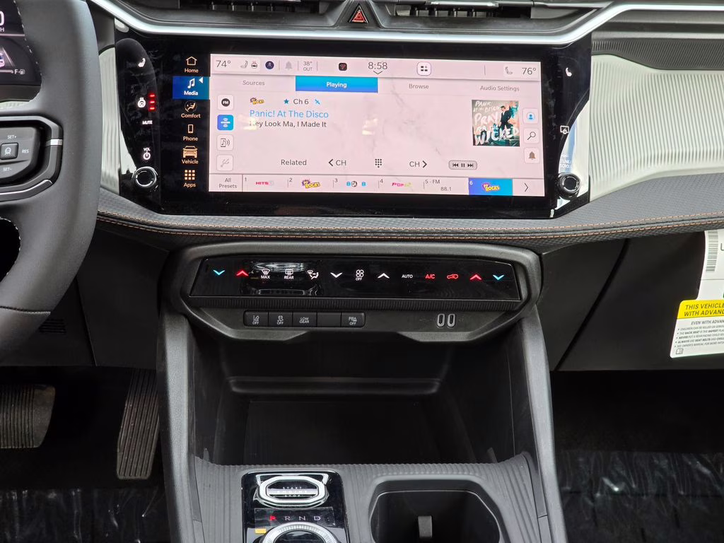 2026 Diamond Black Crystal Pearlcoat Jeep Cherokee Limited 4X4 SUV