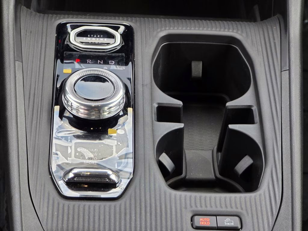 2026 Diamond Black Crystal Pearlcoat Jeep Cherokee Limited 4X4 SUV