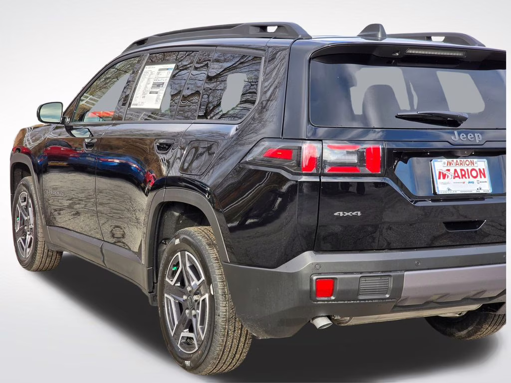 2026 Diamond Black Crystal Pearlcoat Jeep Cherokee Limited 4X4 SUV