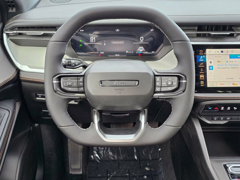 2026 Diamond Black Crystal Pearlcoat Jeep Cherokee Limited 4X4 SUV