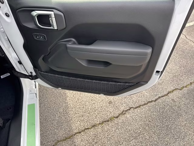 2026 Bright White Clearcoat Jeep Wrangler Sport 4X4 Convertible