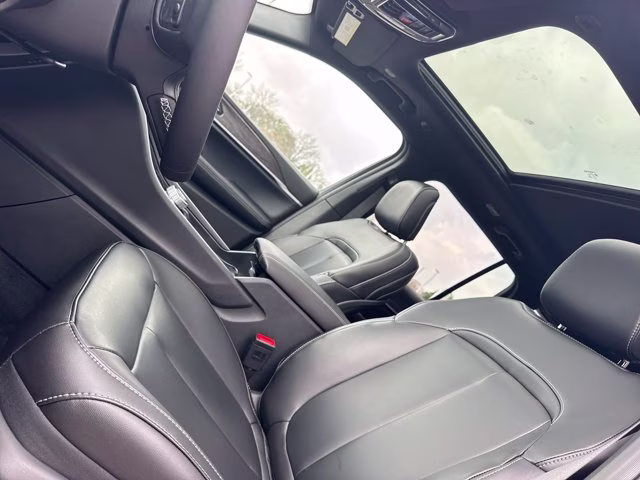 2025 Diamond Black Crystal Pearlcoat Jeep Grand Cherokee Limited 4X4 SUV