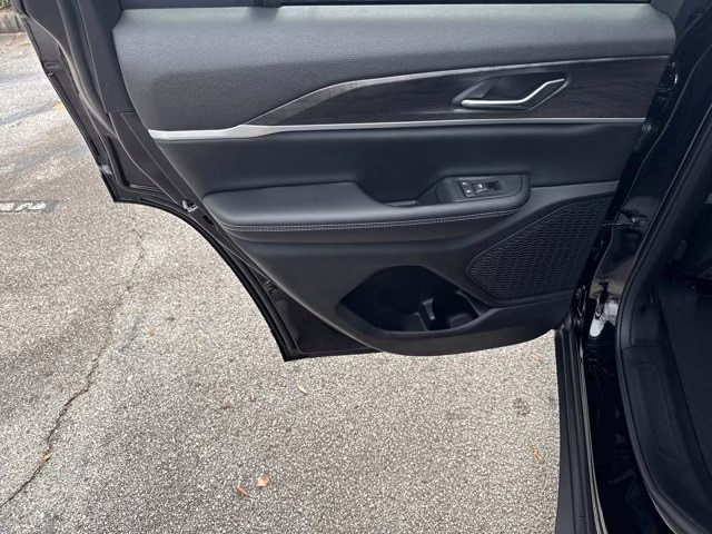 2025 Diamond Black Crystal Pearlcoat Jeep Grand Cherokee Limited 4X4 SUV