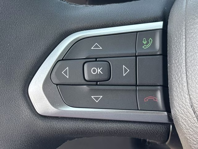 2026 Bright White Clearcoat Jeep Compass Latitude Altitude 4X4 SUV