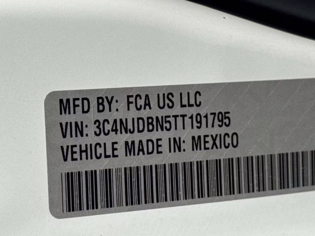 2026 bright white clearcoat Jeep Compass Latitude Altitude 4X4 SUV