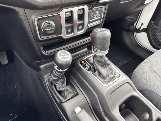 2026 Bright White Clearcoat Jeep Wrangler Sport 4X4 Convertible