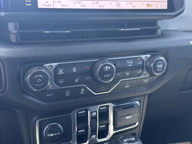 2026 black clearcoat Jeep Wrangler Willys 4X4 Convertible