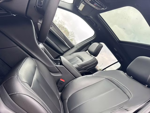 2025 Diamond Black Crystal Pearlcoat Jeep Grand Cherokee Limited 4X4 SUV