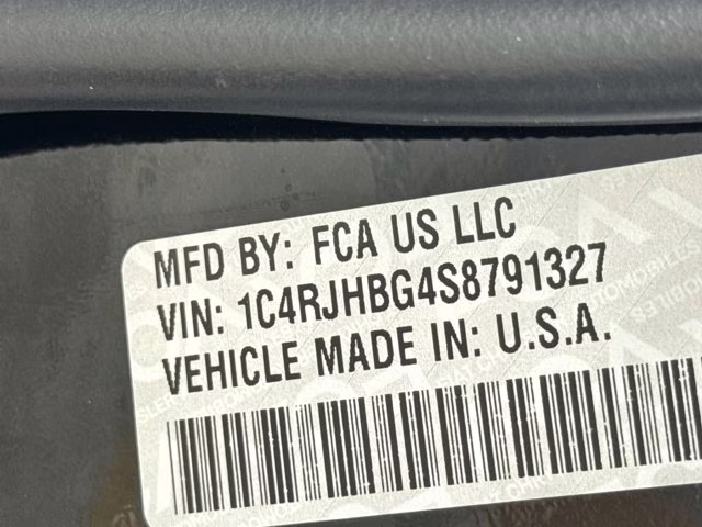 2025 Diamond Black Crystal Pearlcoat Jeep Grand Cherokee Limited 4X4 SUV