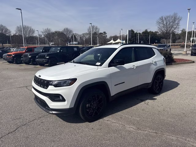 2026 Bright White Clearcoat Jeep Compass Latitude Altitude 4X4 SUV