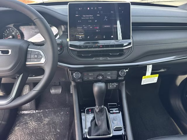 2026 Bright White Clearcoat Jeep Compass Latitude Altitude 4X4 SUV