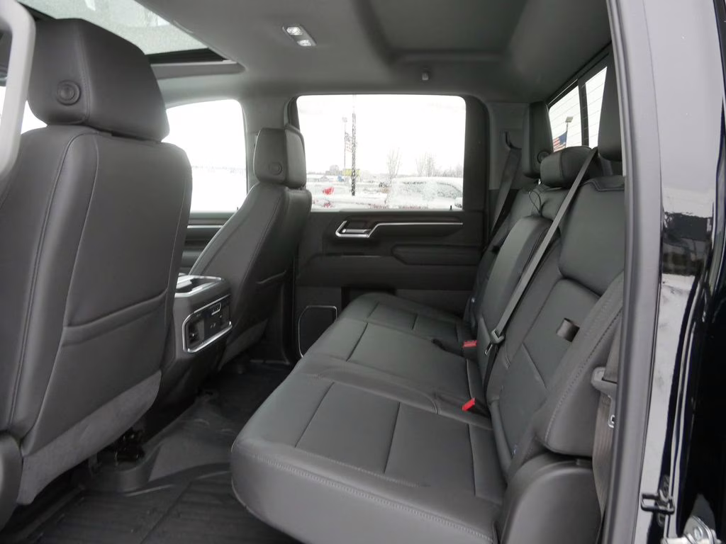 2026 Onyx Black GMC Sierra 3500HD SLT 4X4 Truck