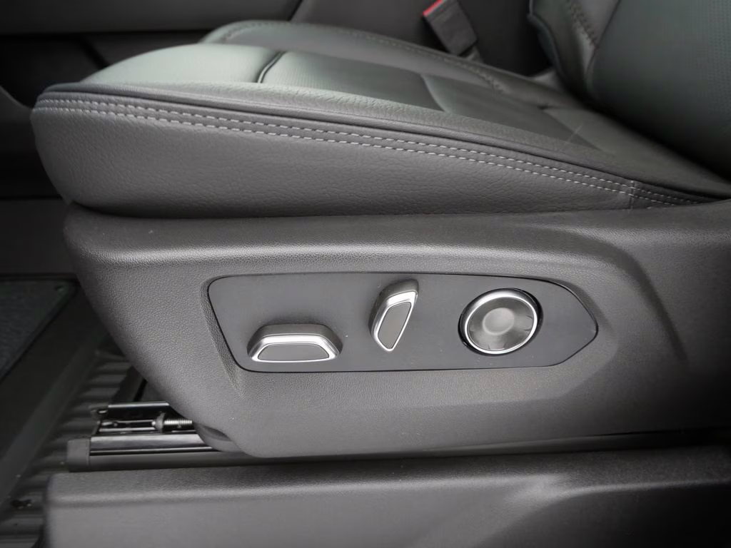 2026 Onyx Black GMC Sierra 3500HD Denali 4X4 Truck