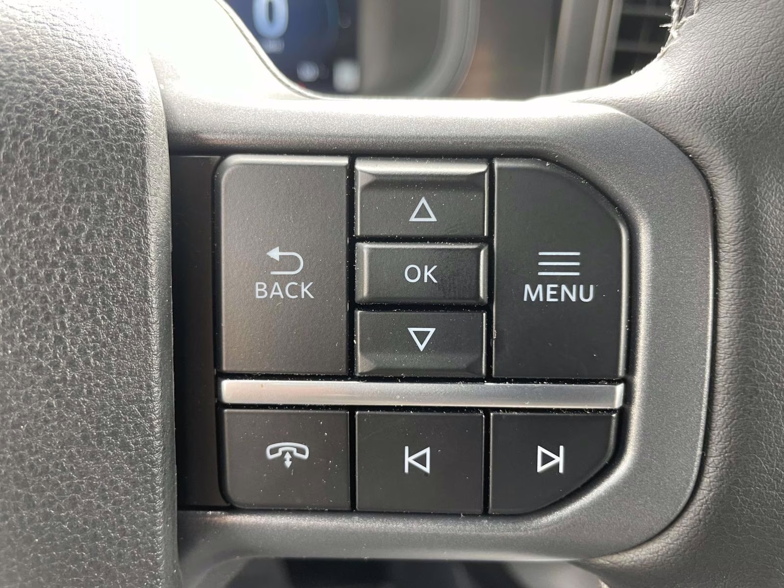 2025 Oxford White Ford F-150 Lariat 4X4 Truck