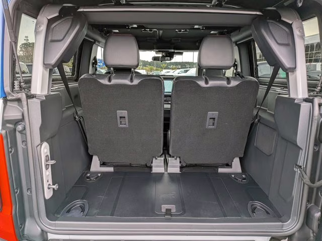 2025 Oxford White Ford Bronco Stroppe Edition 4X4 Convertible