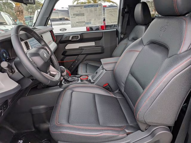 2025 Oxford White Ford Bronco Stroppe Edition 4X4 Convertible