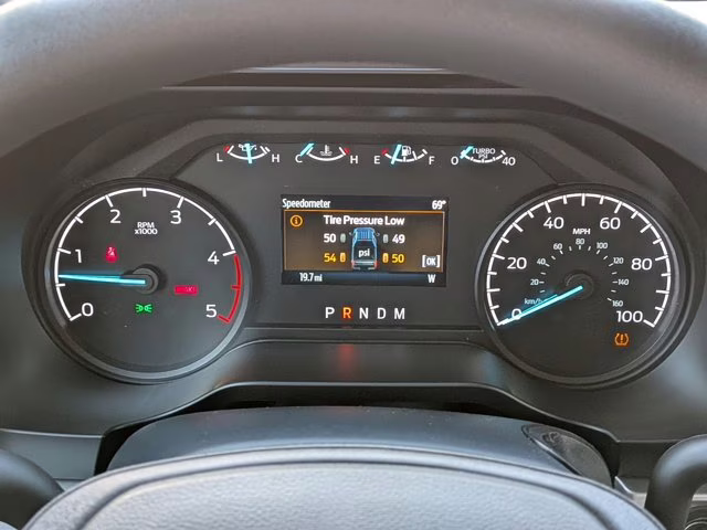 2026 Oxford White Ford Super Duty F-250 SRW XL RWD Truck