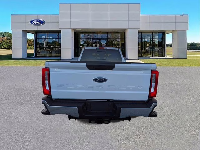 2026 Oxford White Ford Super Duty F-250 SRW XL RWD Truck