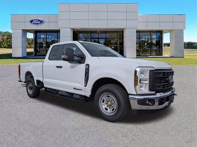 2026 Oxford White Ford Super Duty F-250 SRW XL RWD Truck