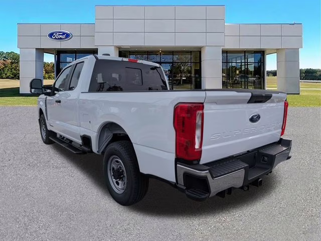 2026 Oxford White Ford Super Duty F-250 SRW XL RWD Truck