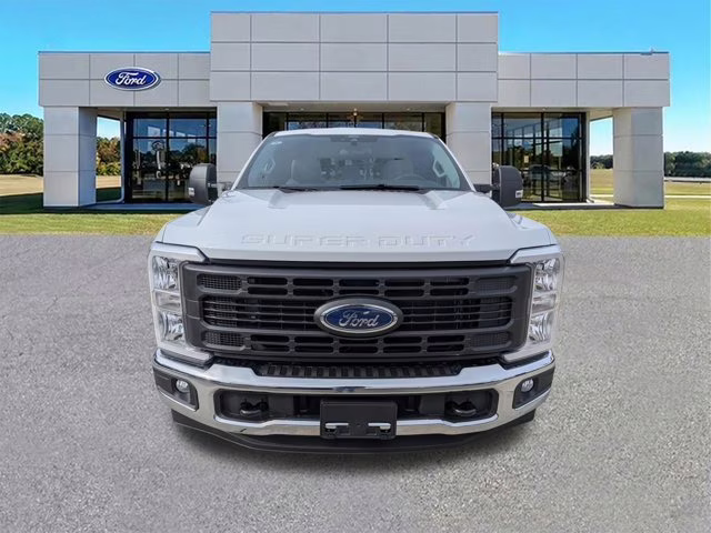 2026 Oxford White Ford Super Duty F-250 SRW XL RWD Truck